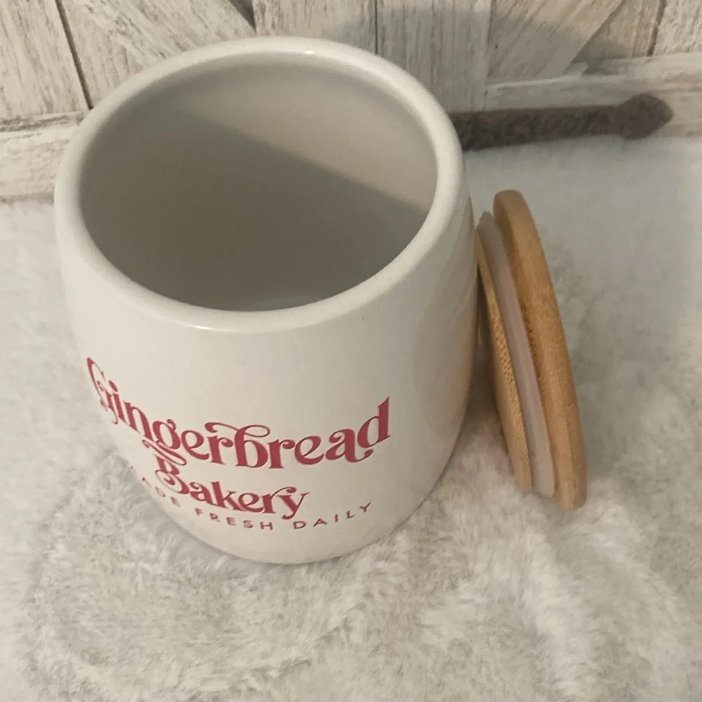 Target BP Christmas Gingerbread Bakery Canister